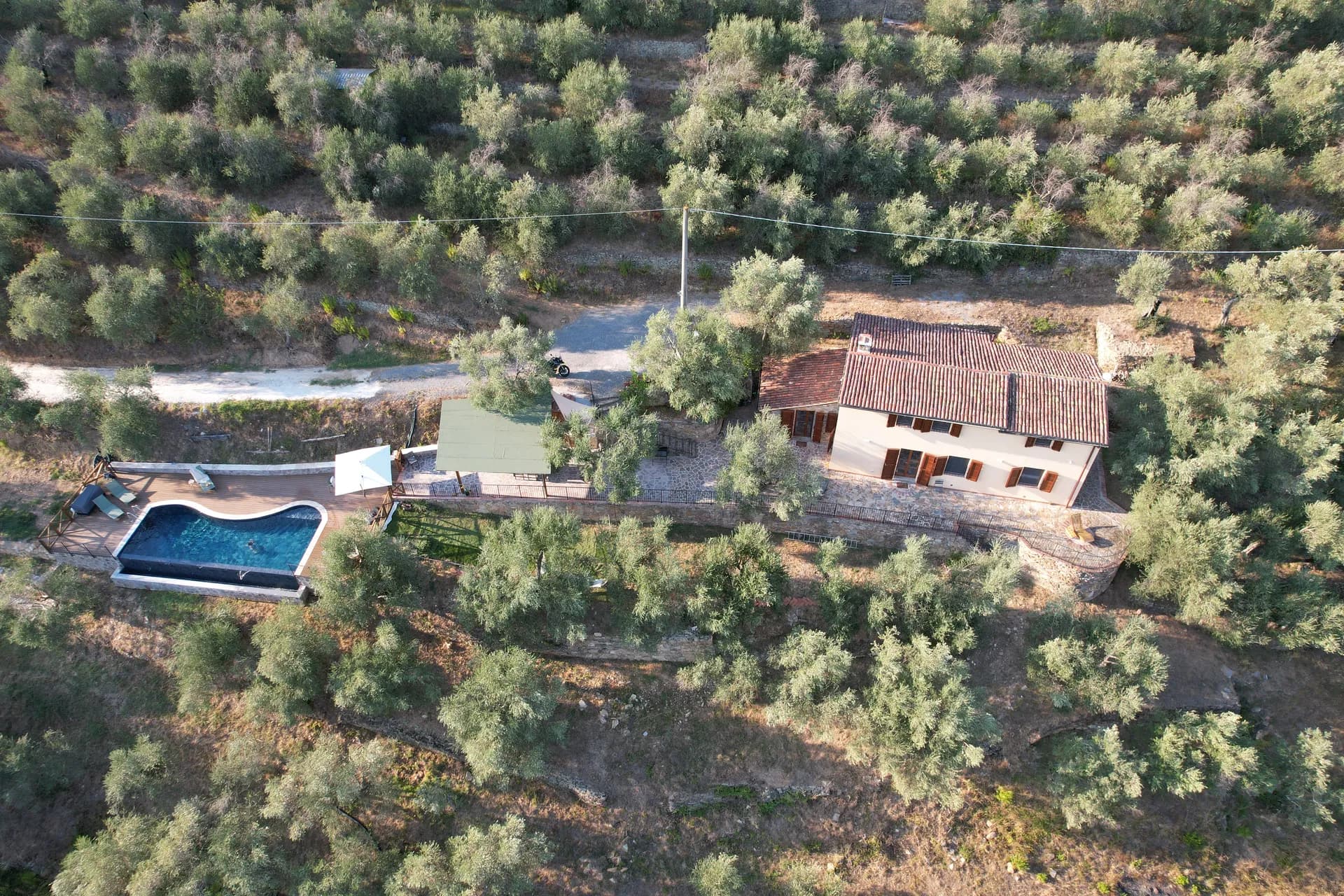 Casale Eleo and its terracotta roof seen from above
