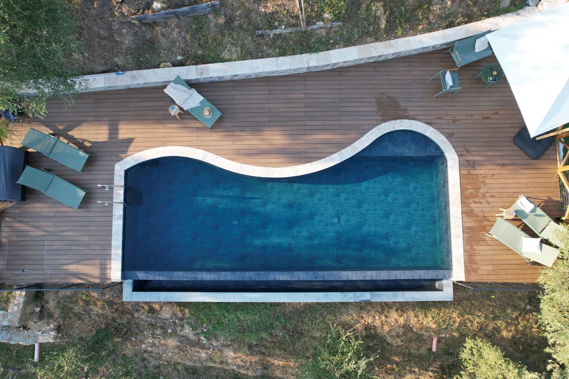 The infinity pool at Casale Eleo looking over the valley