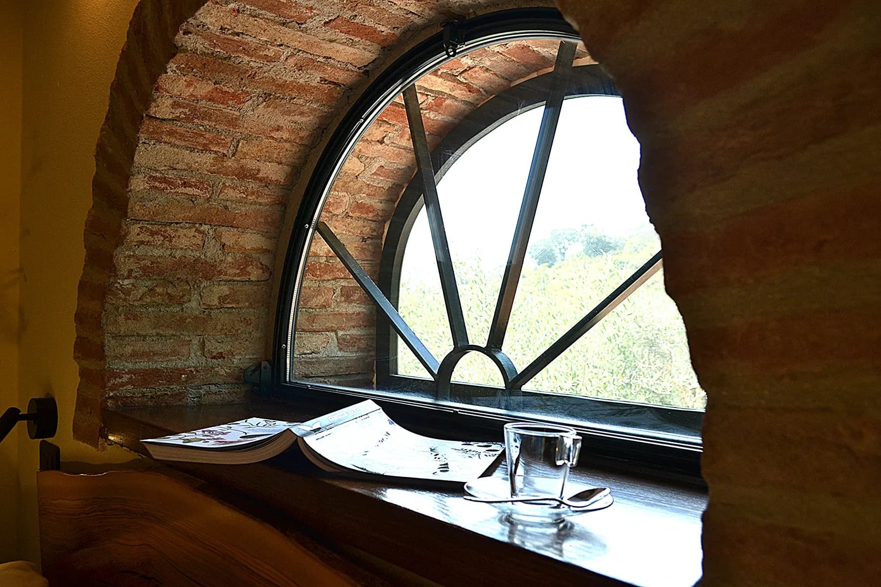 The master bedroom at Casale Eleo