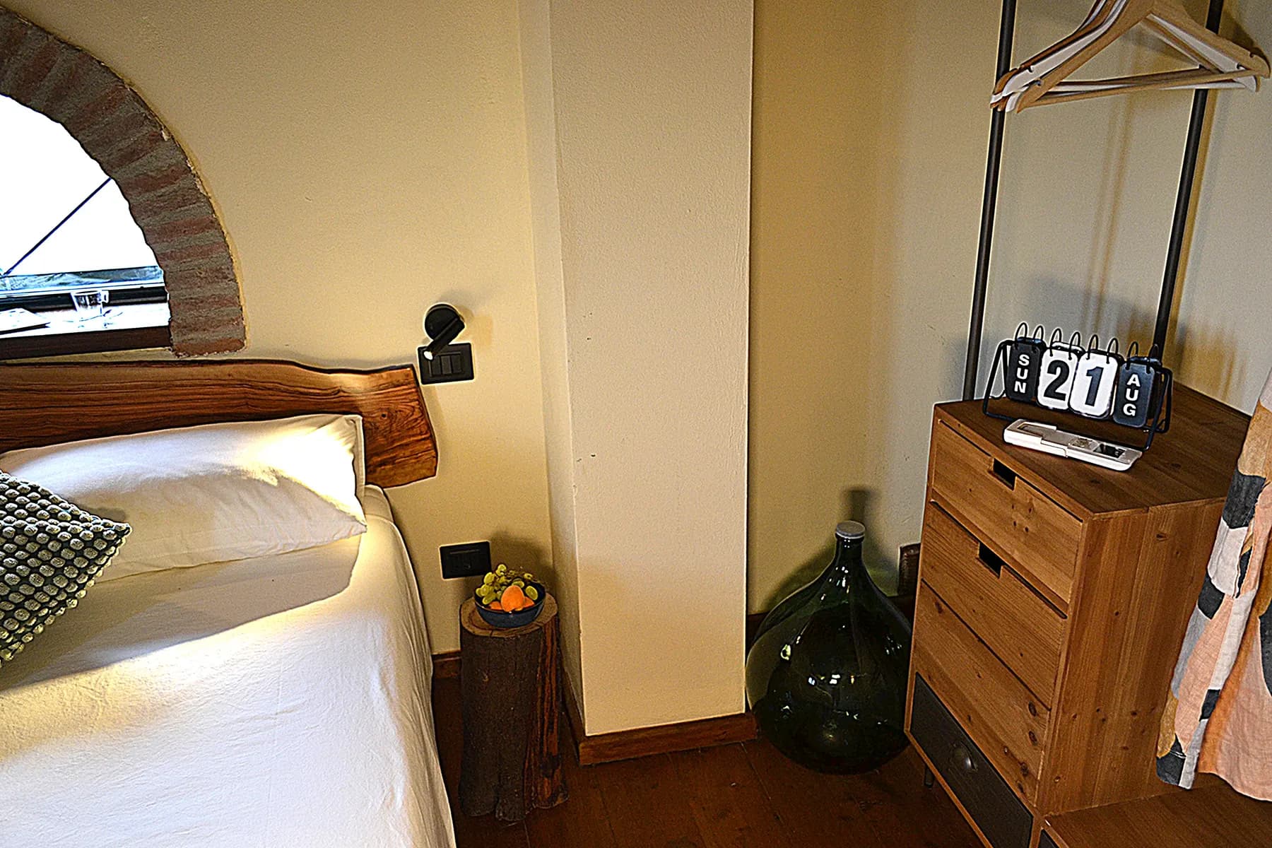 The master bedroom at Casale Eleo