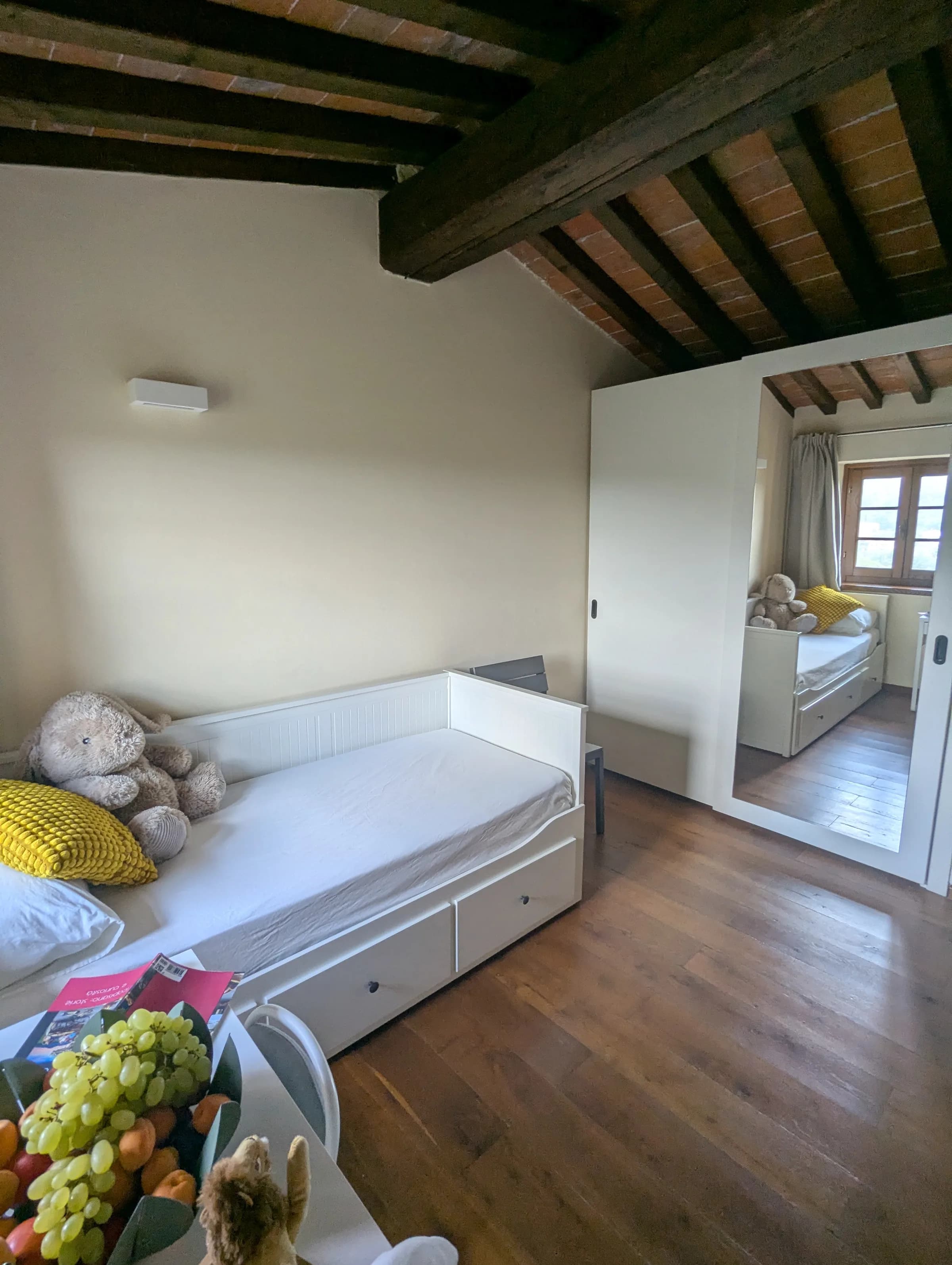 Third bedroom with a daybed, extendable to a queen